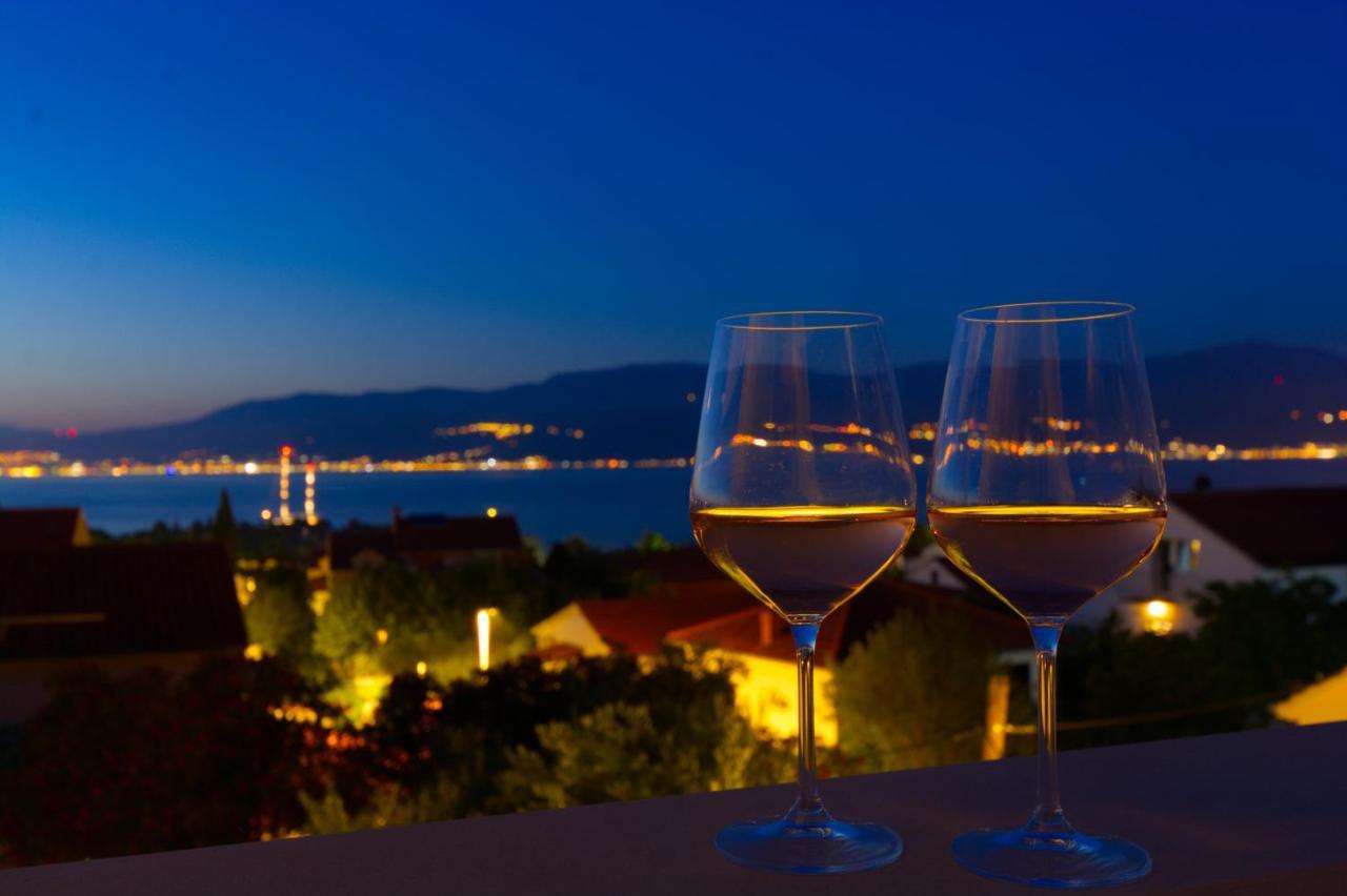 Apartments Residence Sunce Supetar - Cozy Base To Stay And Explore Island Brac Free Parking Buitenkant foto